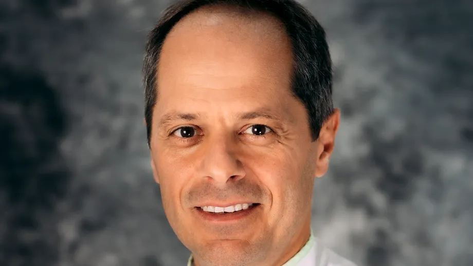 Terapia durerii: cum acționează în cazul durerilor de spate, explică Dr. Ovidiu Palea