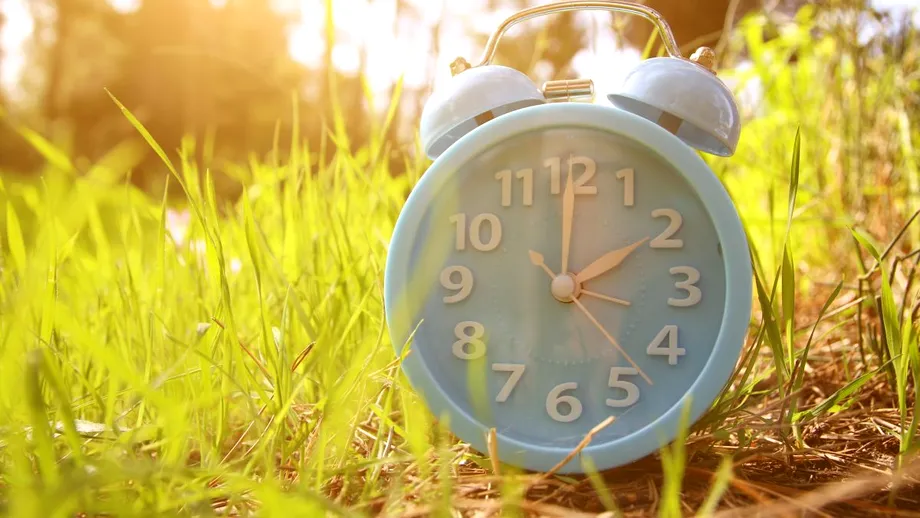 Ora de vară. Când se dau ceasurile înainte cu o oră în 2026