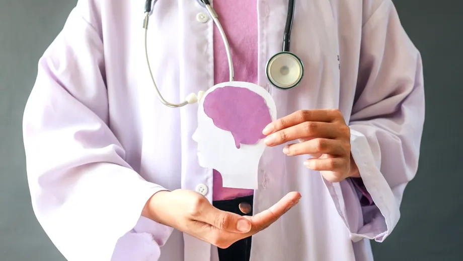 Semnalul tăcut care poate anunța un AVC. Medicii avertizează că mulți îl ignoră până e prea târziu