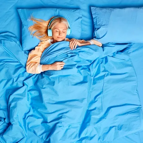 Este „green noise” soluția magică pentru un somn mai bun?