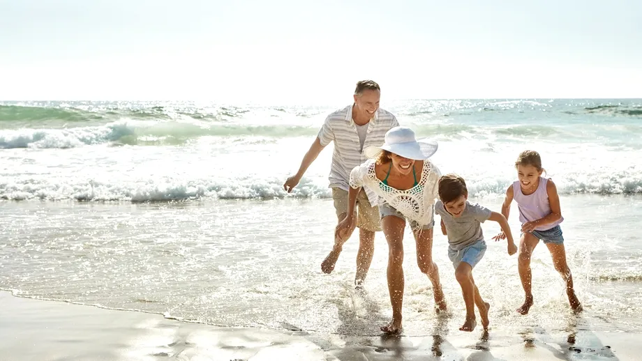 Ai plătit impozit pe voucherele de vacanță, dar poți rămâne fără ele. Greșeala banală care te lasă fără bani și concediu