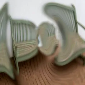 De ce după 50 de ani începi să vezi liniile drepte în valuri?