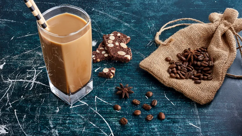 Cafeaua care îți taie pofta de dulce. Nu conține zahăr adăugat!