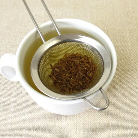 Ceaiul de chimen: cum îl prepari și ce beneficii vindecătoare are pentru sănătatea ta