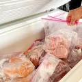 Câte luni poate fi ținută carnea de porc, de pui și de vită în congelator