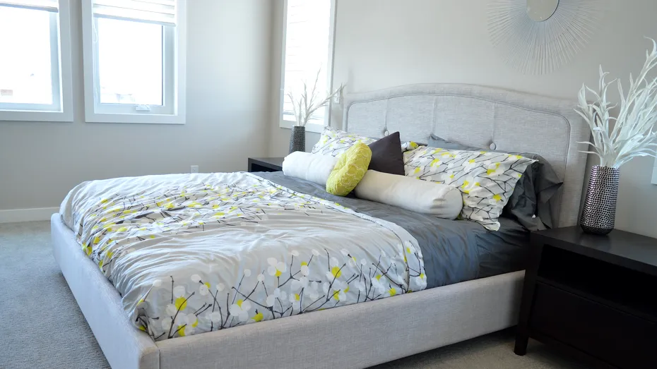 Cele mai importante sfaturi Feng Shui pentru amenajarea dormitorului