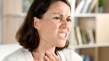 Tratament pentru infecție în gât și răgușeală - 5 metode care nu dau greş