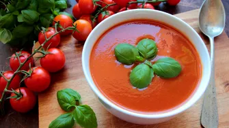 Dieta cu supă de roșii – minus 3 kilograme în 7 zile. Cum arată meniul pe o săptămână