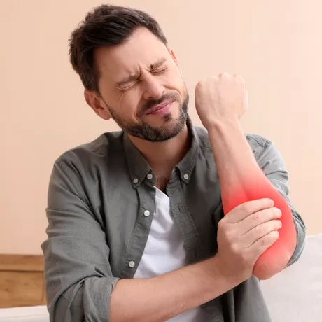 Căldură sau gheață pentru durere? Alegerea greșită îți poate încetini recuperarea