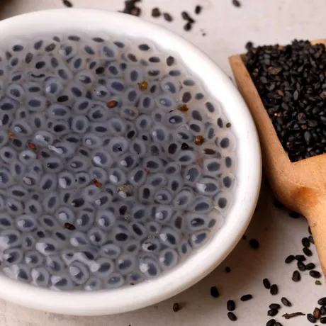 Semințe care acționează ca un „scrub” pentru stomac. Sunt bune pentru calmarea tractului digestiv și curățarea colonului