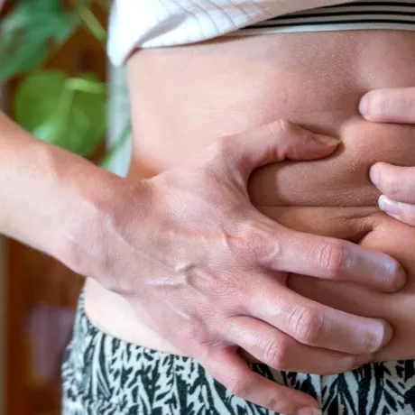 Sindromul de intestin iritabil: de ce este tot mai des întâlnit și cum se tratează corect