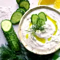 Cum prepari acasă un tzatziki ca la tavernele grecești. Ai nevoie de un ingredient-cheie
