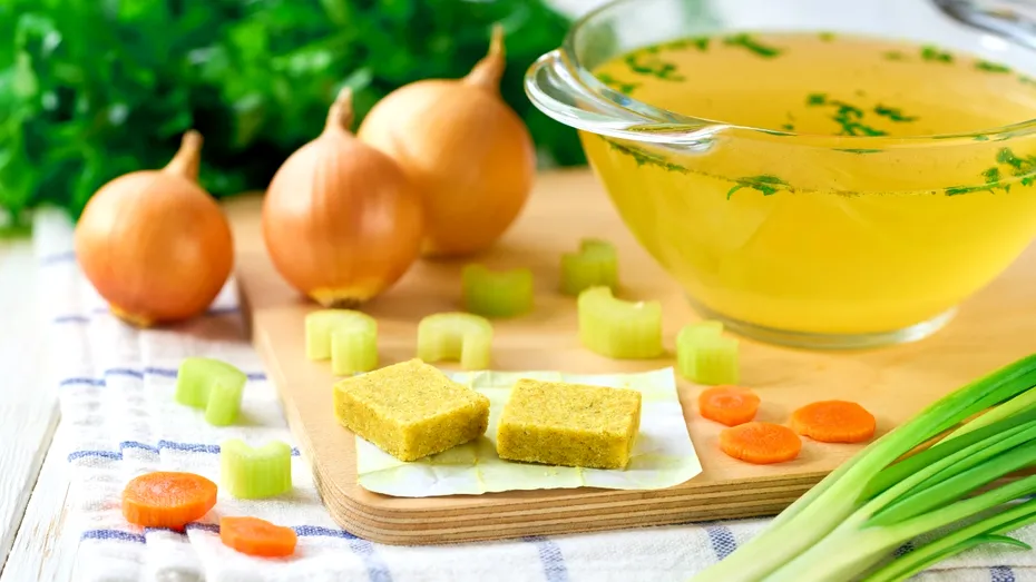 Ce conțin cuburile de supă și cât de periculoase sunt