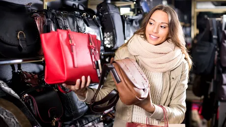 Cum ai grijă de produsele din imitație de piele. Așa poți evita crăparea materialului