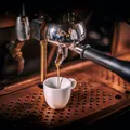 Ce este un espresso și ce îl face diferit de o cafea obișnuită?