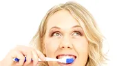 Cum poate periuta de dinti sa-ti distruga zambetul?
