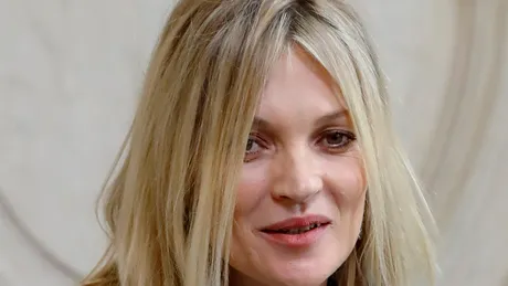 Kate Moss, fără retuș. Cum arată nemachiată