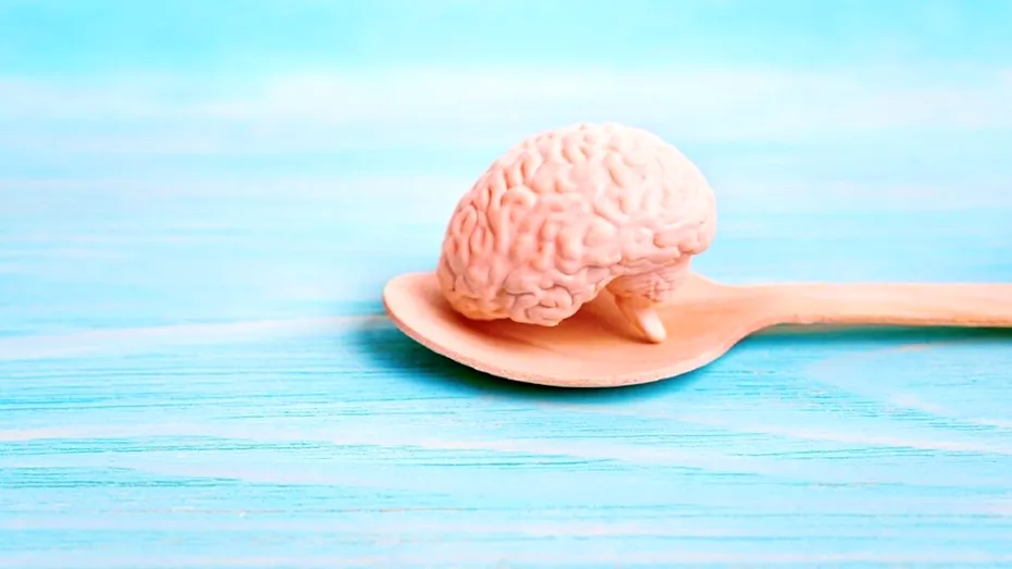 Cele mai eficiente diete care te apără de Alzheimer și demență