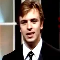 De nerecunoscut! Cum arăta unul dintre cei mai îndrăgiți artiști, la începutul carierei
