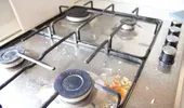 Cum cureți corect butoanele aragazului și ale cuptorului