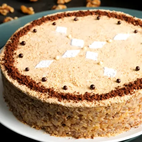 Câtă nucă se pune la colivă