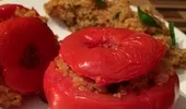 Reţetă de post: Rosii umplute cu quinoa