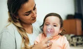 Bronșiolita acută la copii – sfaturi pentru părinți, de la medicul pediatru: „Nu administrați prednison, siropuri de tuse sau antibiotic”