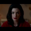 Anne Hathaway, secretul frumuseții la 40+. Rutina simplă care îi menține strălucirea de Hollywood