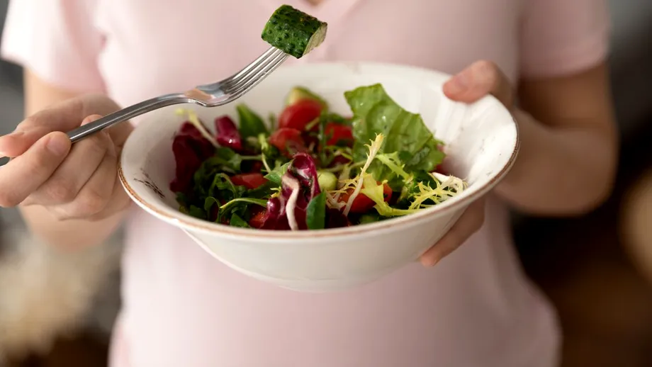 Ce putem să mâncăm ca să trăim mai mult? Cercetătorii vorbesc despre mâncarea viitorului