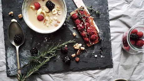 Dieta în depresie şi anxietate: ce alimente trebuie să consumi