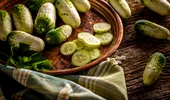 Trucul din bucătărie care salvează castraveții amari. Ingredientul banal care le schimbă complet gustul