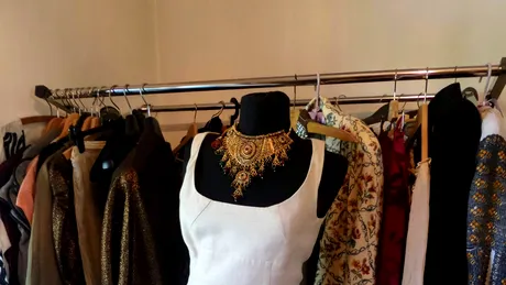 Ce haine merită cu adevărat să cumperi? Vei rămâne surprins cât de scump te îmbraci 