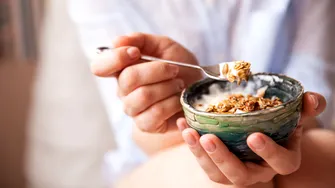 Slăbești greu? Vinovate pot fi aceste alimente sănătoase