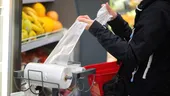 ⁠De ce nu e bine să folosești pungile de plastic din supermarket. Cum îți afectează legumele și fructele, de fapt