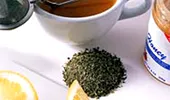 Vitamina C amplifica efectele benefice ale ceaiului verde