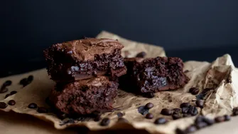 Rețetă de negresă pufoasă. Foarte simplu de făcut!