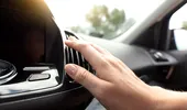 Miros urât când pornești aerul condiționat al mașinii? Cauza ascunsă care poate afecta sănătatea