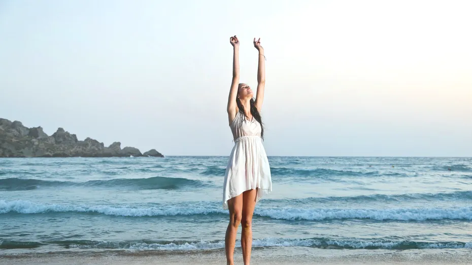 3 modalități simple și sigure cu ajutorul cărora să îl întâlnești pe bărbatul visurilor tale folosind legea atracției