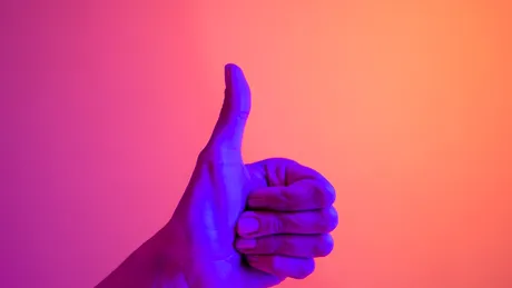 Trucul cu degetul pentru constipație care a devenit viral. Cât de adevărat e, potrivit medicilor