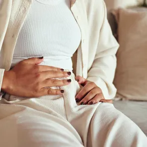 Viaţa printre cicatrici. Jurnalul unei femei care luptă cu endometrioza