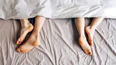 Fenomenul „sleep divorce”: de ce tot mai multe cupluri aleg să doarmă separat