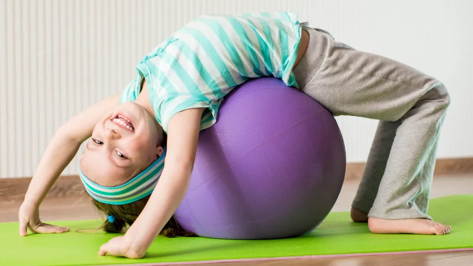 Cum poate postura pelvisului să fie diferită la copii cu ADHD sau autism