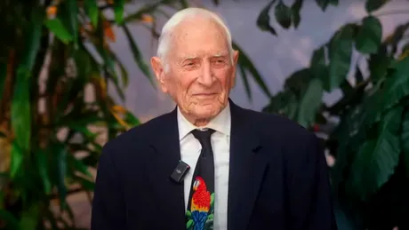 Secretele longevității, dezvăluite de un medic de 101 ani! Ce obiceiuri a avut el pentru o viață lungă și sănătoasă