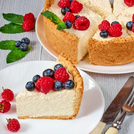 Tartă cu cremă de brânză Hochland Crème / Preparat rapid cu aluat fraged