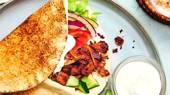 Rețetă shaorma de casă, de post. Care e singurul fruct care înlocuiește perfect carnea