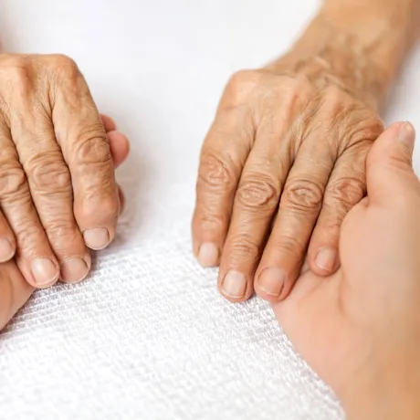 Are 101 ani, dar asta nu o împiedică să meargă la muncă șase zile pe săptămână! „Dacă m-aș pensiona, aș muri”