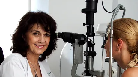 Dr. Adriana Stănilă: cum se operează cataracta fără durere