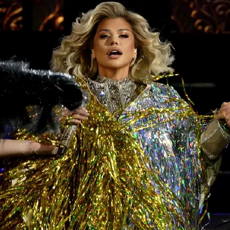 Cum arată Loredana Groza în costum de baie la 55 de ani: diva se relaxează în Maldive alături de mama și fiica ei / FOTO