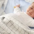 Ce trebuie să faci dacă îți găsești bebelușul dormind pe burtă
