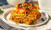 Lasagna cu varză dulce – rețetă dietetică, pentru pofticioșii care vor să slăbească